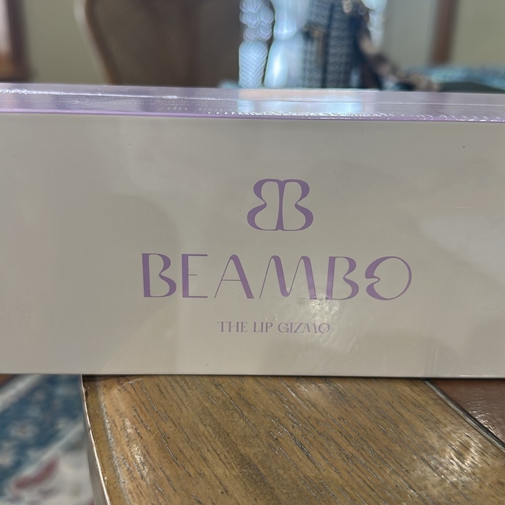 Beambo Lip Gizmo Lip pumping device, new and sealed in unopened pkg. - Picture 3 of 16